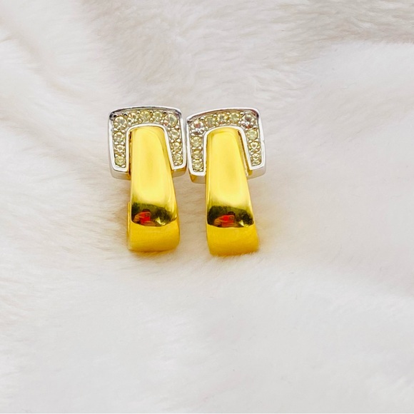 Authentic Givenchy Rhinestone gold and silver tone clip earring - Picture 4 of 10